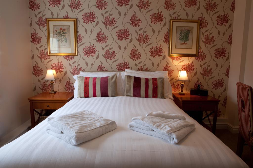 The George Country Inn, Wath Wath  Rum bild
